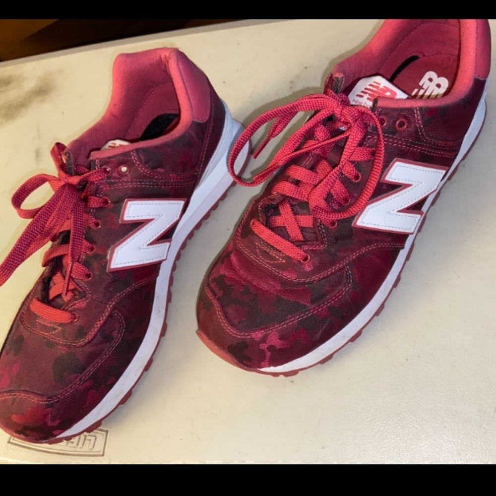 New Balance, woman’s size 12, EEUC